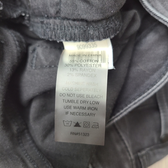 Two by Vince Camuto skinny jeans - Picture 5 of 7